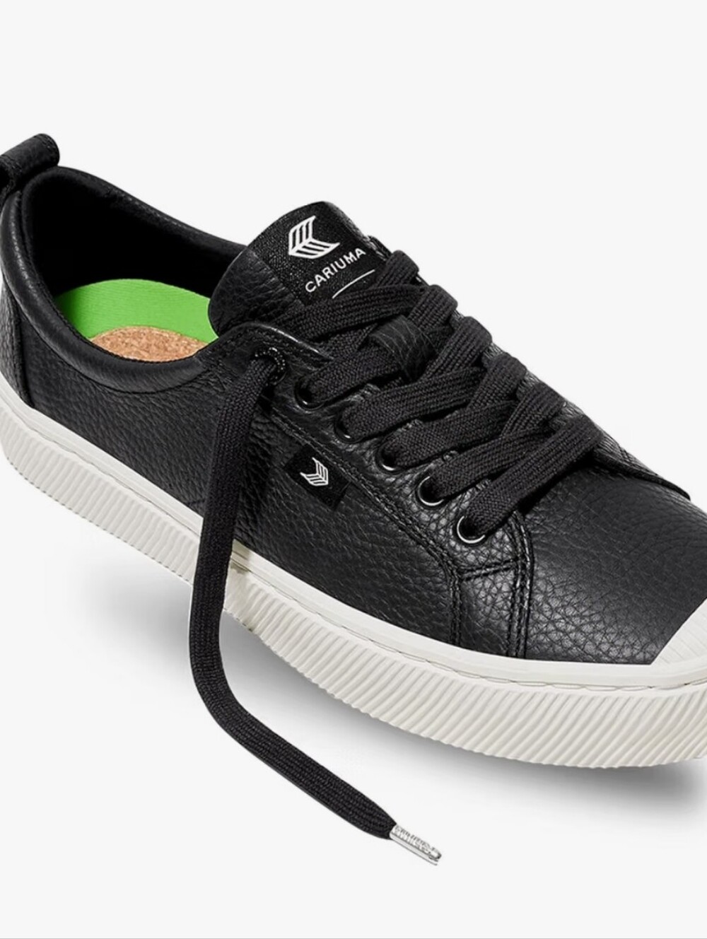 Cariuma OCA Low Premium Leather Sneakers